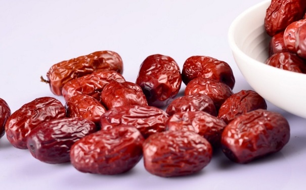 红枣有哪些食用禁忌？红枣搭配什么吃效果最好？(1)