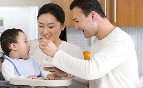 爸爸做什么会让孩子更聪明？家长怎么做启发孩子智力？(1)