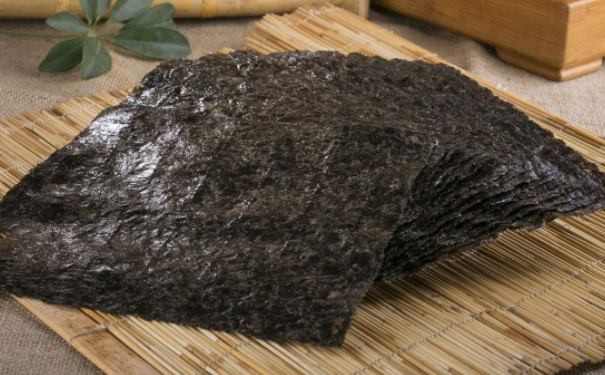 有助于瘦脸的食物有哪些？吃什么食物能起到瘦脸的作用？(1)