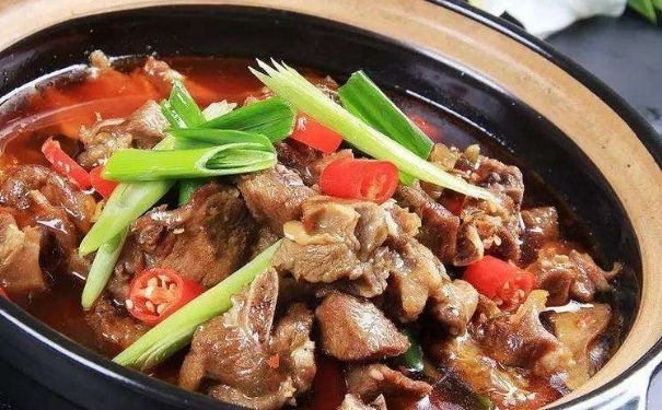 晚上吃羊肉火锅会胖吗？晚上吃羊肉火锅如何避免发胖？(1)