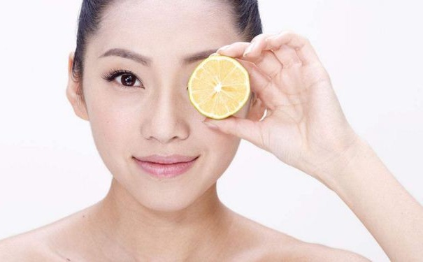女人吃什么食物护肤？女人做什么运动护肤？(1)