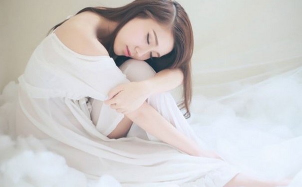 导致女性肤质变差的原因有哪些？哪些坏习惯会导致衰老加速？(1)