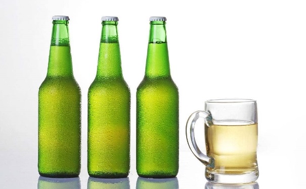 夏季喝酒要适量，每天喝多少酒合适？(1)