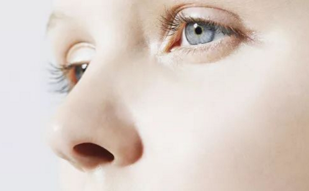眼部肌肤如何护理才能永葆青春？眼部肌肤分年龄层护理(1)