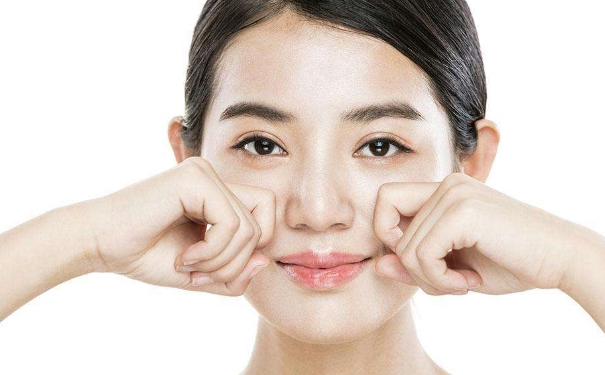 瘦脸的按摩步骤是什么？瘦脸的这些小窍门你需要了解！[