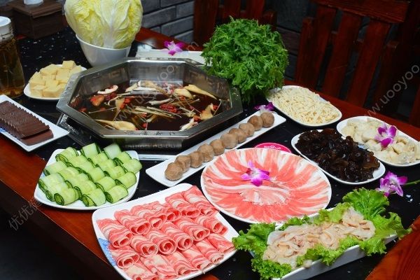 冬天吃火锅如何不上火？火锅这样吃菜健康！(3)