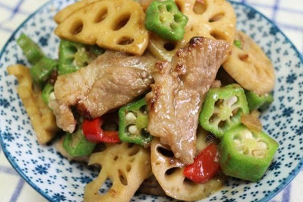 莲藕秋葵烧肉片的做法是什么？怎么制作莲藕秋葵烧肉片？(3)