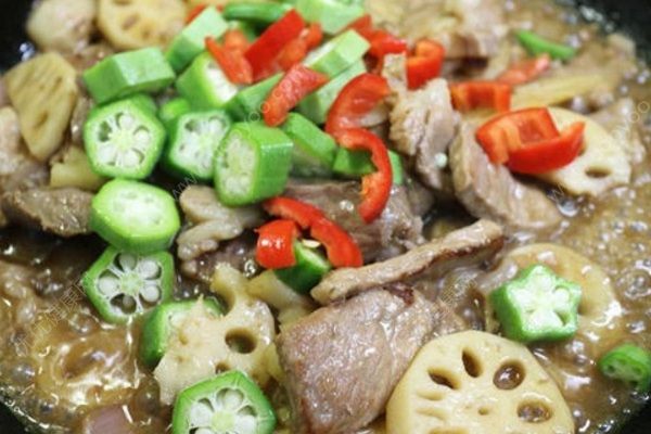 莲藕秋葵烧肉片的做法是什么？怎么制作莲藕秋葵烧肉片？(2)