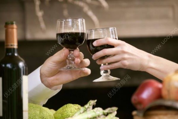 每天喝多少酒合适？喝酒过量对身体有哪些伤害？(3)