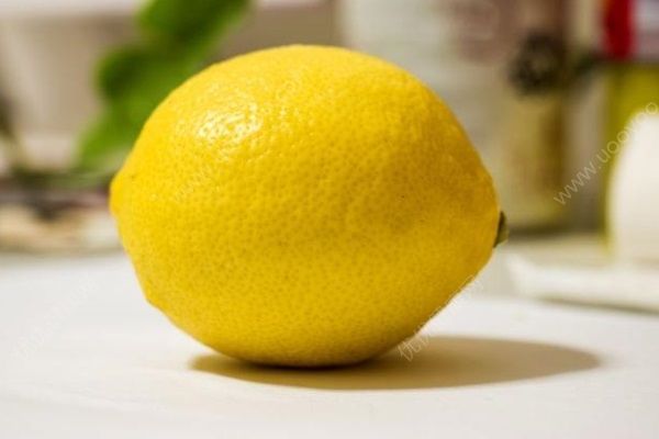 吃柠檬不宜吃这些食物，和柠檬相克的食物需了解！(2)