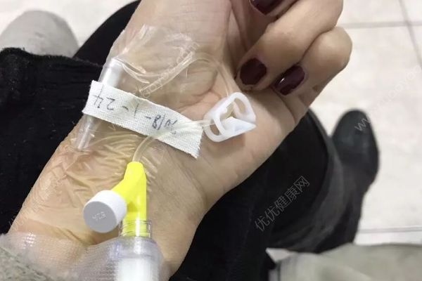 北京西城一家火锅店顾客中毒  怎么健康的吃火锅？(2)