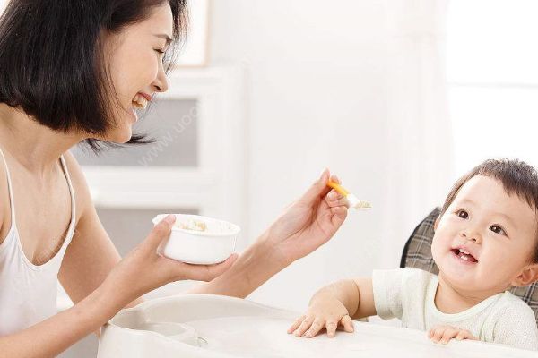 女人带娃腰酸背痛怎么办？腰疼最喜欢找上宝妈们(3)
