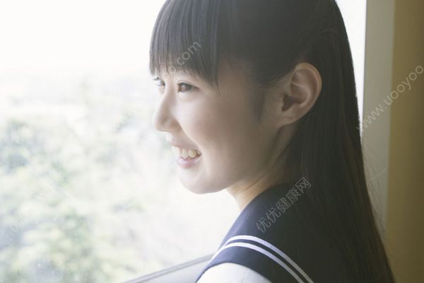 女生假期狂吃胖10斤，几招帮你瘦回去(4)