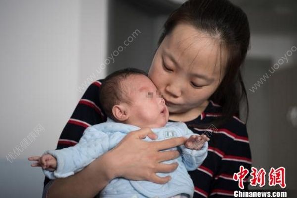 0.79千克手掌婴儿救治成功，早产对婴儿有哪些影响？(2)