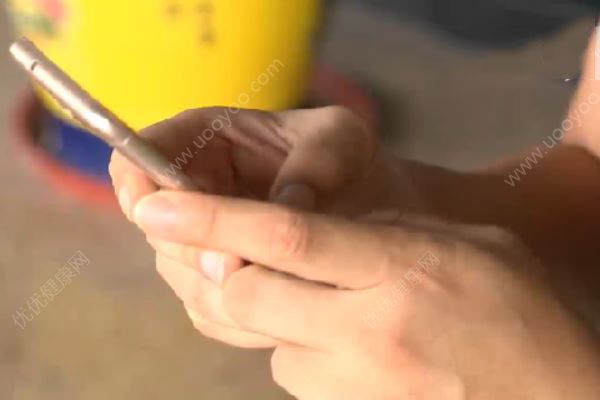 网恋借钱35万哄女友，谁知那个