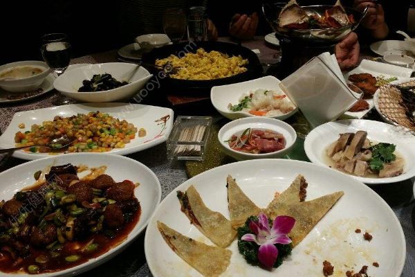 保养肝脏不能吃什么？最伤肝的4类食物(3)