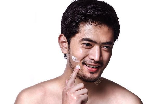 男生毛孔粗大怎么办？5个妙招可改善(3)